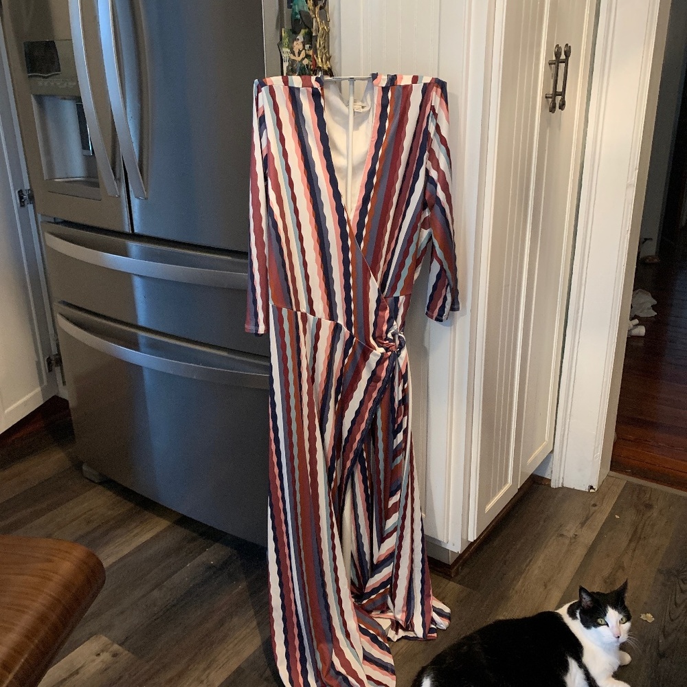 Eat.1946 Plus size wrap dress maxi.‎ Worn about 3x